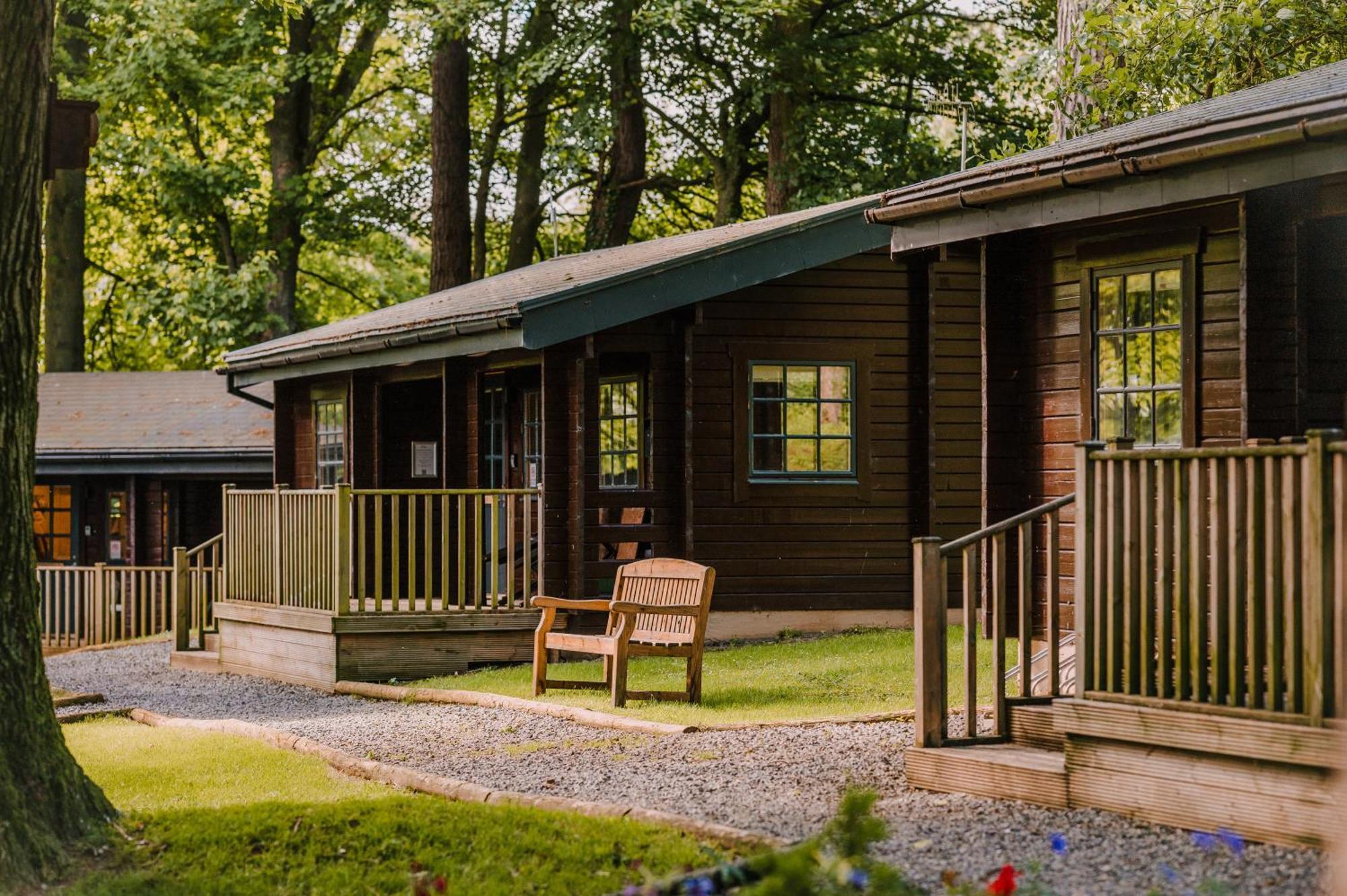 The Jonas Centre Villa Leyburn Kültér fotó
